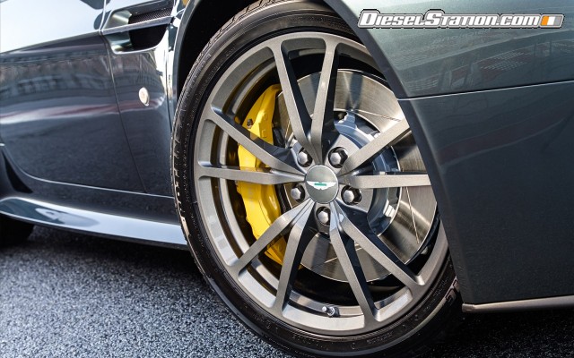 Aston Martin V8 Vantage N430 2015 Widescreen Picture #33 Aston Martin V8 Vantage N430 2015 Widescreen Picture #33